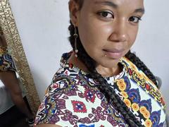 NaturaleBonyy - female with brown hair webcam at xLoveCam