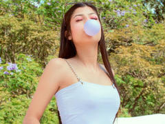 NatyJanssen - female with black hair and  small tits webcam at xLoveCam