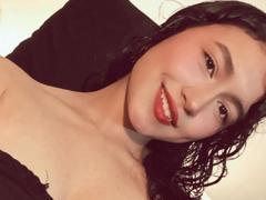 NaughtyAmiyx from xLoveCam