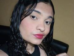 NaughtyCare - female with black hair webcam at xLoveCam