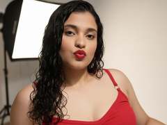 NaughtyCare - female with black hair webcam at xLoveCam