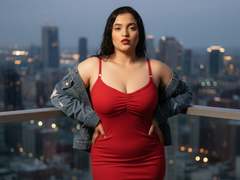 NaughtyCare - female with black hair webcam at xLoveCam