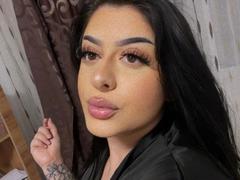 NayaNoir - female with brown hair and  big tits webcam at xLoveCam