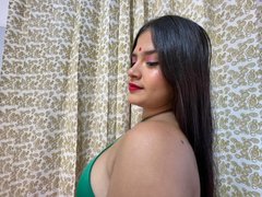 NayaYalitza from xLoveCam