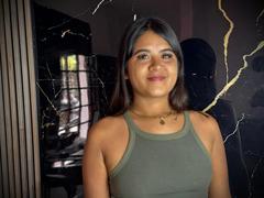 NaylaDeluxe - female with black hair webcam at LiveJasmin