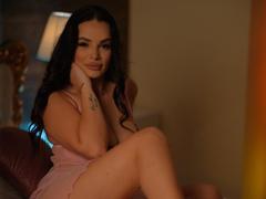 NayraZahra - female with black hair and  big tits webcam at xLoveCam