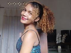 NazziaSexi from xLoveCam