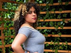 NeffellyRoss - female with brown hair and  big tits webcam at xLoveCam
