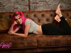 NeleSweet-hot - female webcam at xLoveCam