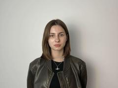 NellieHeimer - female with brown hair webcam at xLoveCam