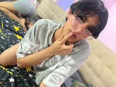 NeonAdonis - shemale webcam at xLoveCam
