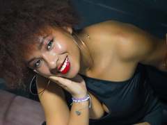 NiaZuri - blond female with  big tits webcam at xLoveCam