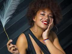 NiaZuri - blond female with  big tits webcam at xLoveCam