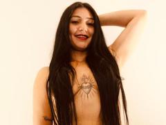 Niabam - female with black hair webcam at xLoveCam
