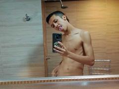 NickHotX - male webcam at xLoveCam