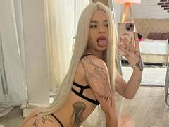 NickyBenz - blond female webcam at xLoveCam