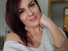 Nicky-Blue-hot - female with red hair webcam at xLoveCam
