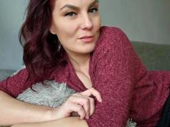 Nicky-Blue-hot - female with red hair webcam at xLoveCam