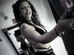 nicoll_william - female with black hair webcam at ImLive