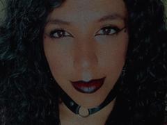 nicoll_william - female with black hair webcam at ImLive