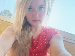 NicoleDreamss from xLoveCam