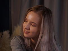NicoleSpritzer - blond female with  big tits webcam at xLoveCam