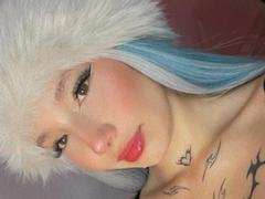 NicoleeCam - blond female with  big tits webcam at xLoveCam