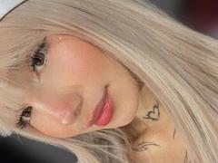 NicoleeCam - blond female with  big tits webcam at xLoveCam