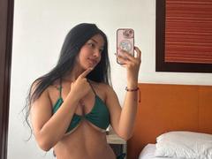 NicolethX from xLoveCam