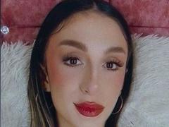 NicollGi - female webcam at xLoveCam