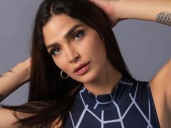 NicolleHottie69 from xLoveCam