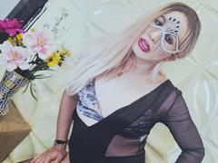 JennferWinson - blond shemale webcam at xLoveCam