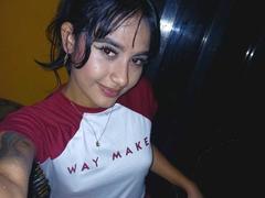 NicolleSweet - female with black hair webcam at LiveJasmin