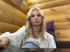 NidaLastinger - female webcam at xLoveCam