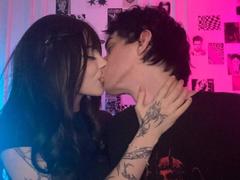 Nightchangers - couple webcam at xLoveCam