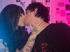 Nightchangers - couple webcam at xLoveCam