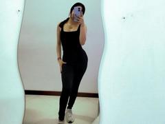 NiickyySweet - female with  big tits webcam at xLoveCam