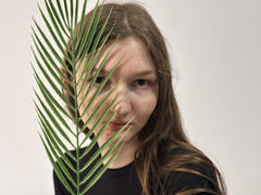 NikaFlorence - female with black hair webcam at xLoveCam