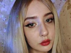 NikiRose - blond female with  big tits webcam at xLoveCam