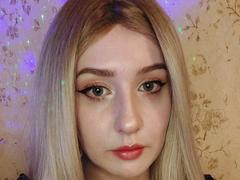 NikiRose - blond female with  big tits webcam at xLoveCam