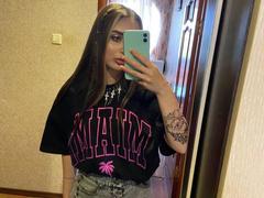 NikiaAningalan - female with brown hair and  big tits webcam at xLoveCam