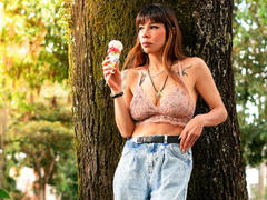 NikiCore - female with black hair webcam at LiveJasmin