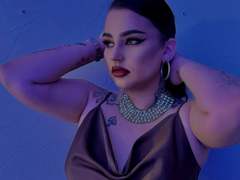 NikkiFley - female with brown hair webcam at xLoveCam