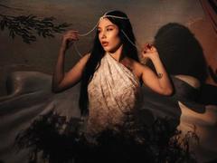 NikkiGoldX - female with brown hair and  big tits webcam at xLoveCam