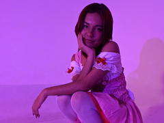 NikkyDoll - female with red hair webcam at xLoveCam