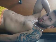 Niklaus - male webcam at xLoveCam