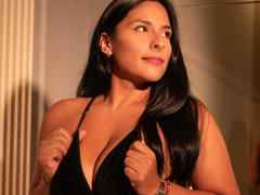 NinaBloom - female webcam at xLoveCam