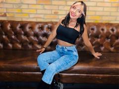 NinaDevillee - female with brown hair and  small tits webcam at ImLive