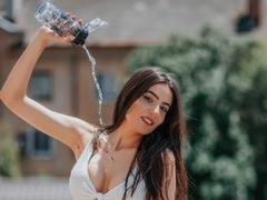 NinaCrystalX - female with brown hair webcam at ImLive