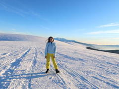 NinaCrystalX - female with brown hair webcam at ImLive